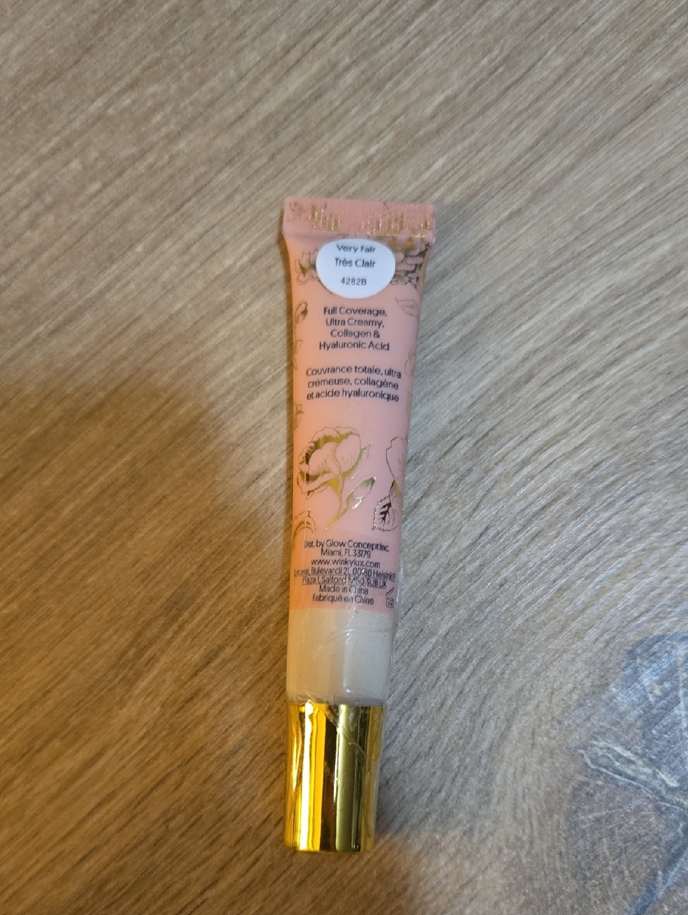 WINKY LUX Peeper Perfect Under-Eye Concealer Very Fair - Picture 2 of 3